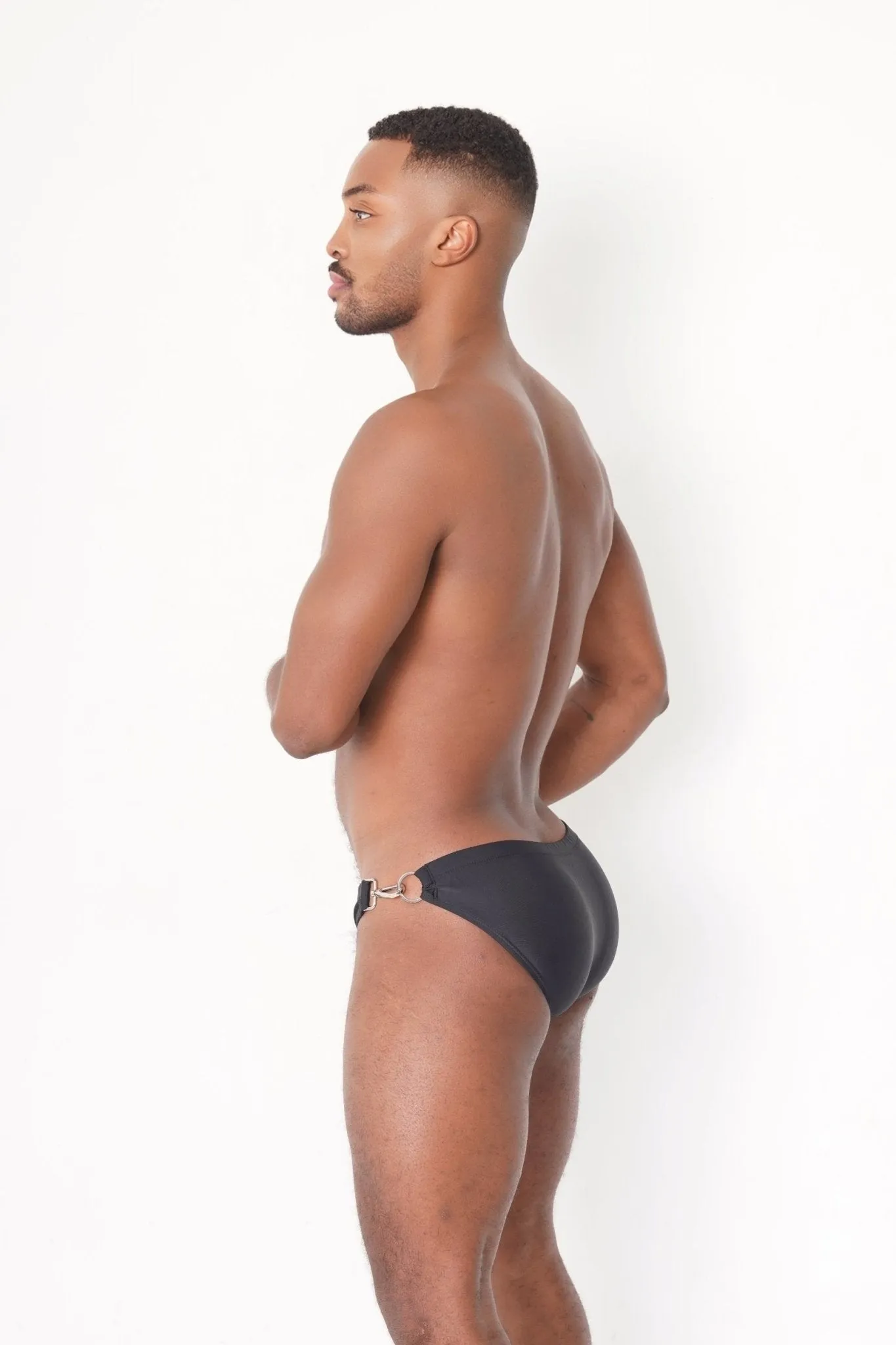 Black Hybrid Brief