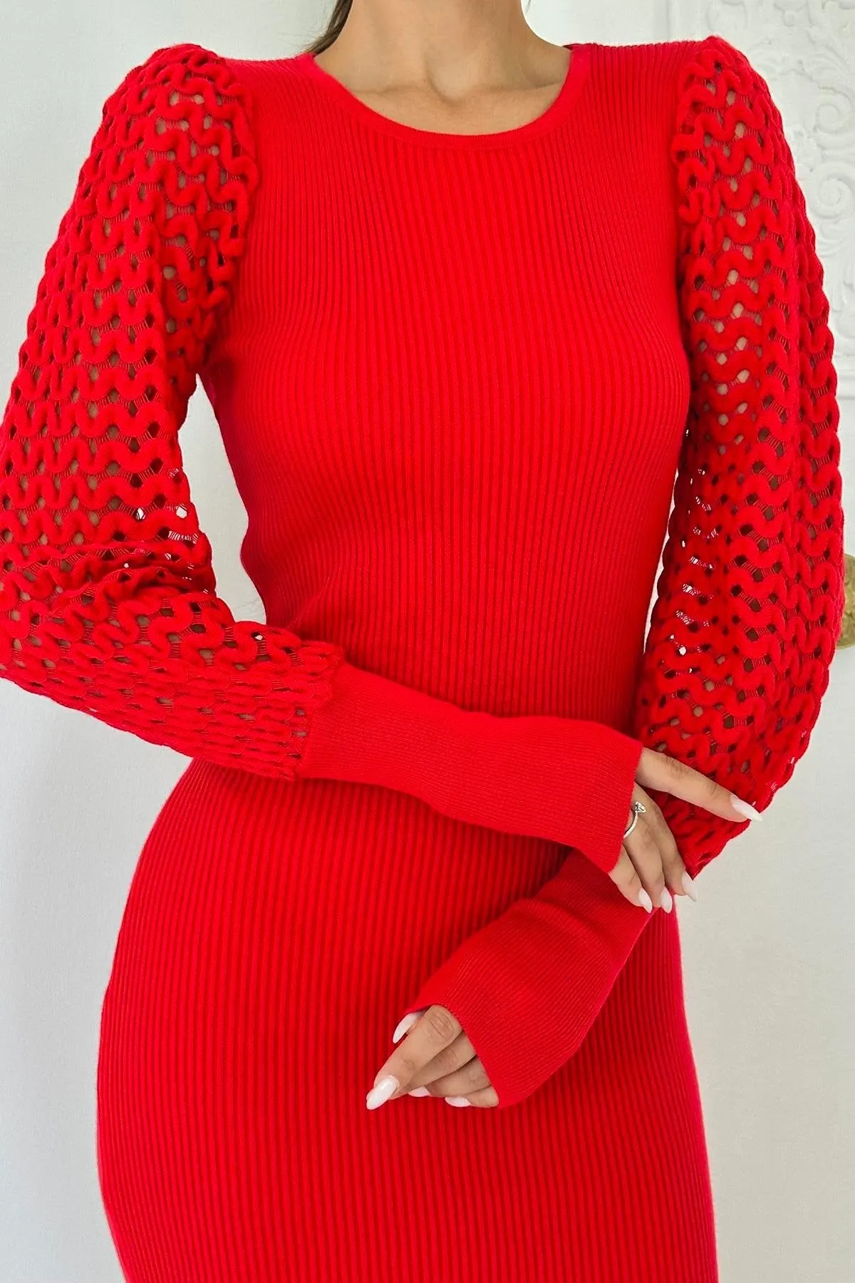 Braided Sleeve Knit Dress - Red- (4 Series) 1*S / 1*M / 1*L /1*XL