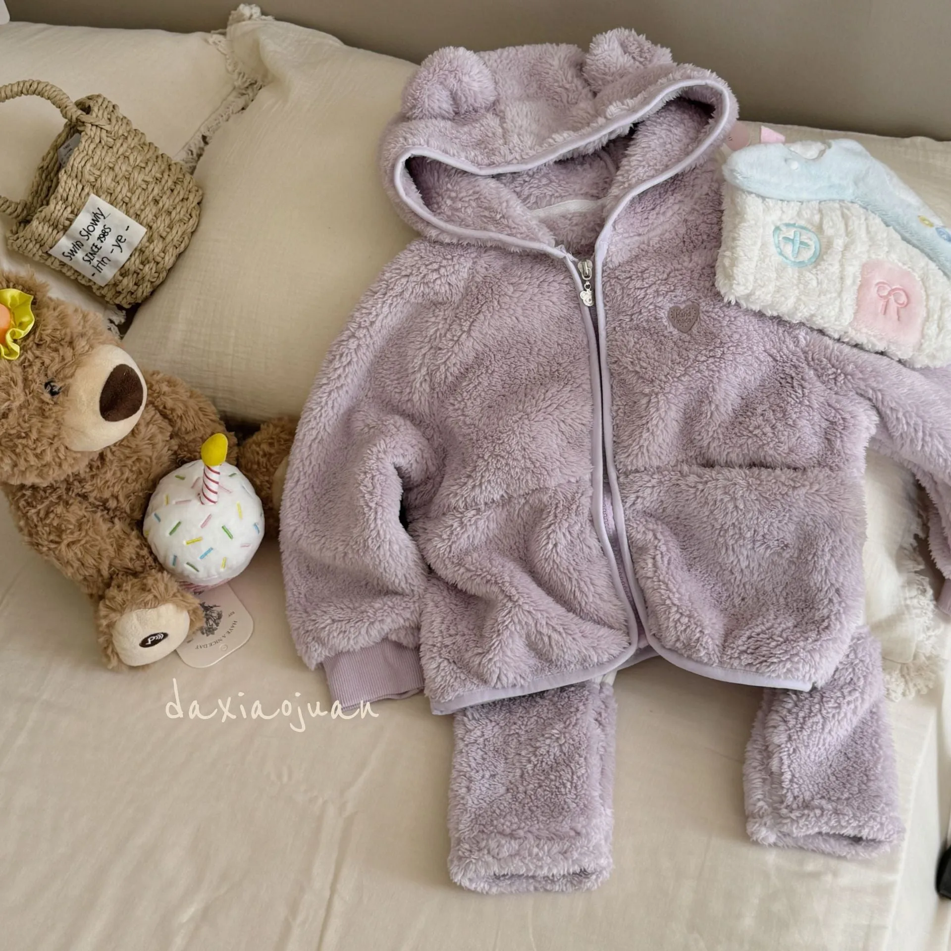 DXJ Kids Hooded Cute Bear Plush Set (excluding gloves)