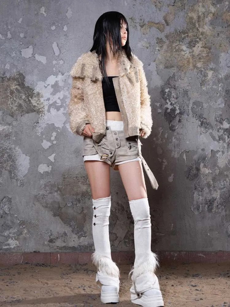 Low waist shorts and punk leg warmers【s0000010046】