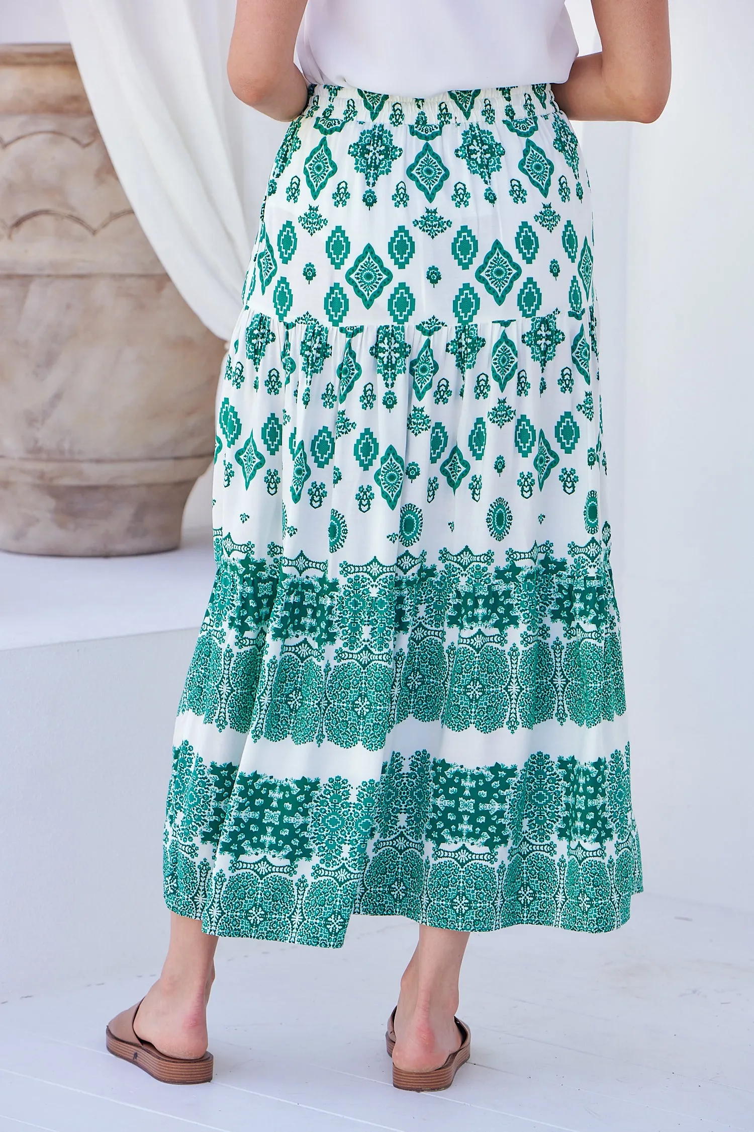 Lyla Green/White Paisley Print Maxi Skirt