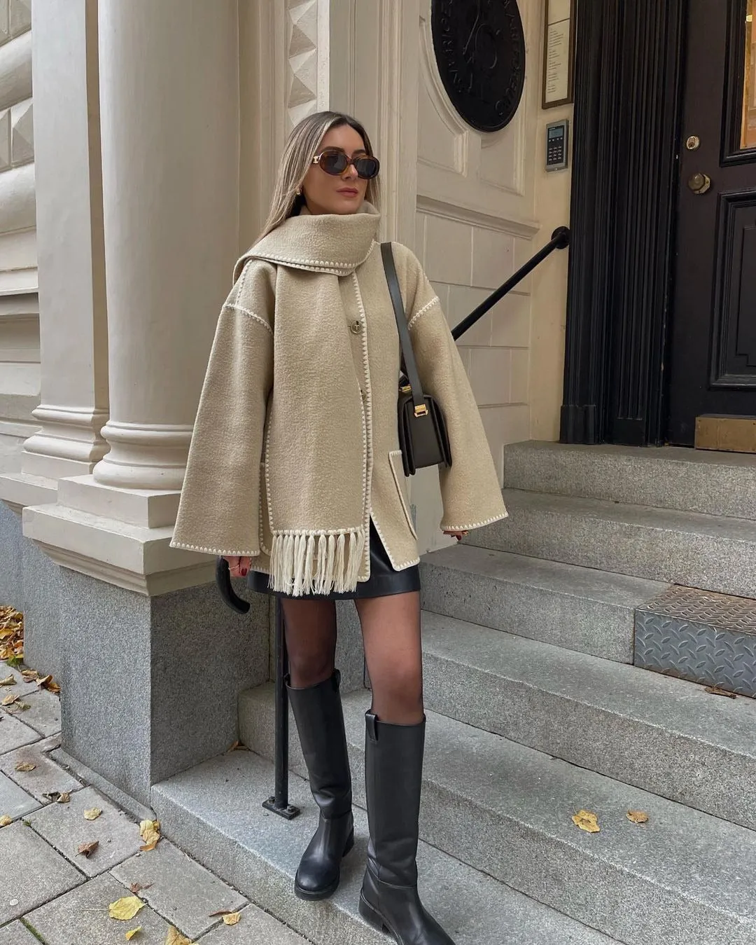 Wjczt 2024 fall fashion trends Women's Autumn and Winter New Fashion Woolen Coat Thickened Loose with Scarf Tassel Women's